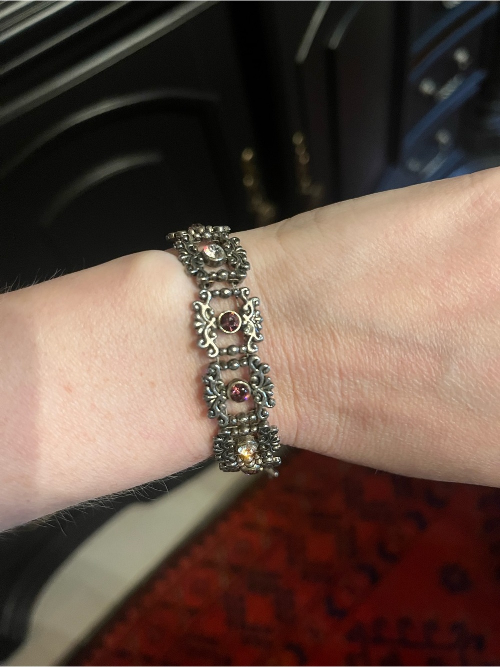 Vintage-Style Silver Link Bracelet with Pink and Clear Stones
